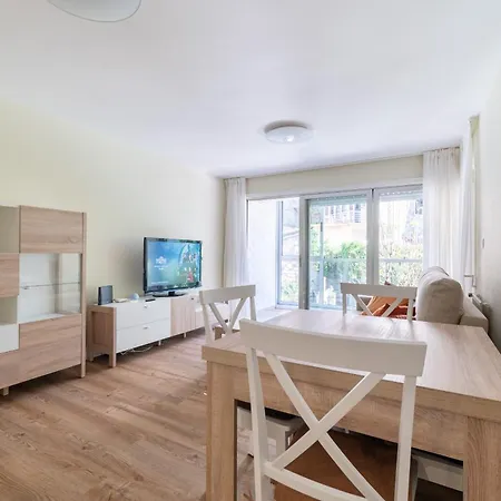 Apartamento Canovas Center