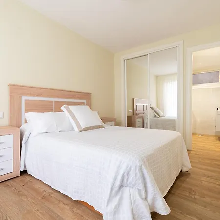 Apartamento Canovas Center *